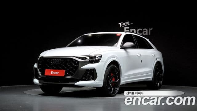 Audi RSQ8 2025 — Photo 5/20