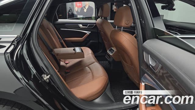 Audi A6 2022 — ფოტო 12/20