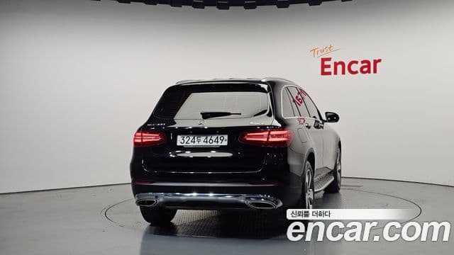Mercedes-Benz GLC-Class 2019 — ფოტო 4/20