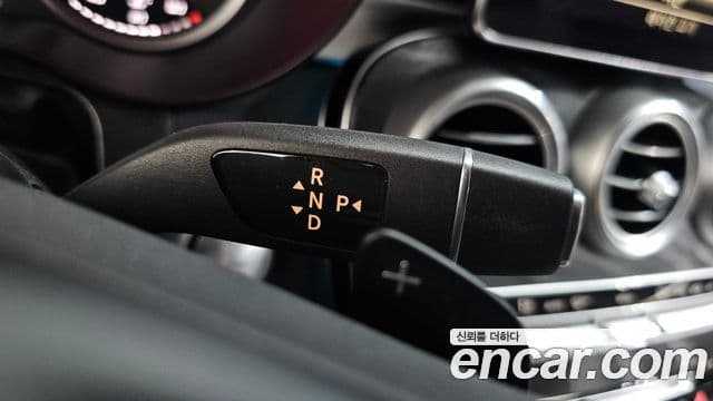 Mercedes-Benz GLC-Class 2019 — ფოტო 9/20
