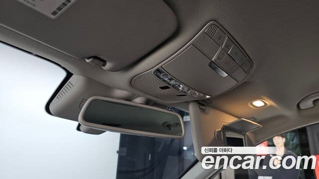Mercedes-Benz GLC-Class 2019 — Photo 28/35