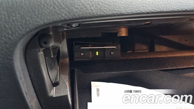 Mercedes-Benz GLC-Class 2019 — Photo 34/35