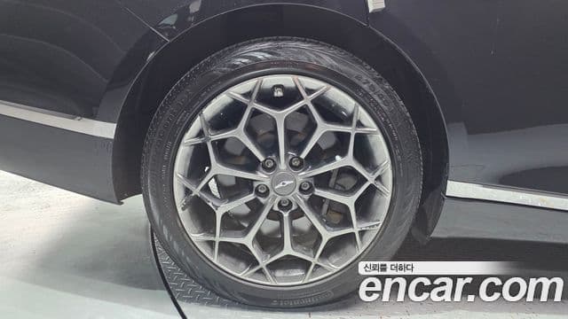 Genesis G80 2021 — Şəkil 7/20