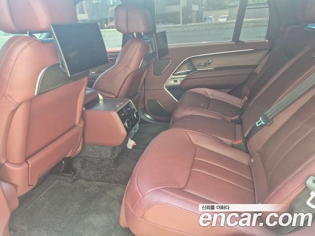 Land Rover Range Rover 2025 — ფოტო 2/14