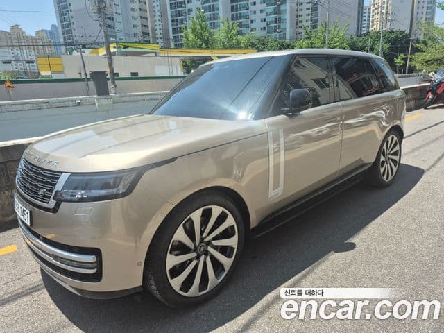 Land Rover Range Rover 2025 — ფოტო 5/14