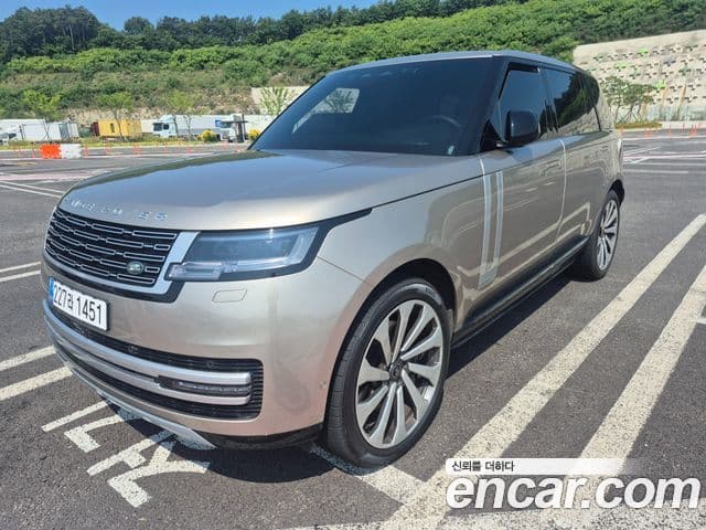 Land Rover Range Rover 2025 — ფოტო 13/14