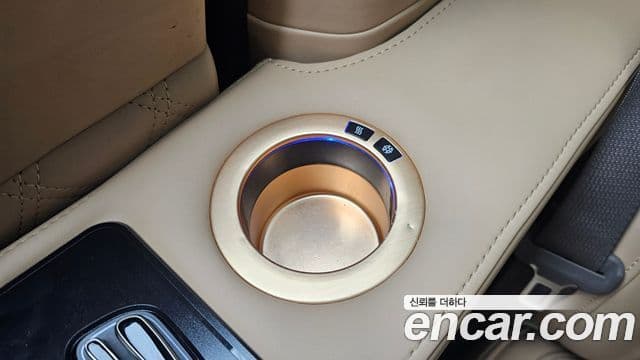Kia Carnival 2020 — Фото 13/20