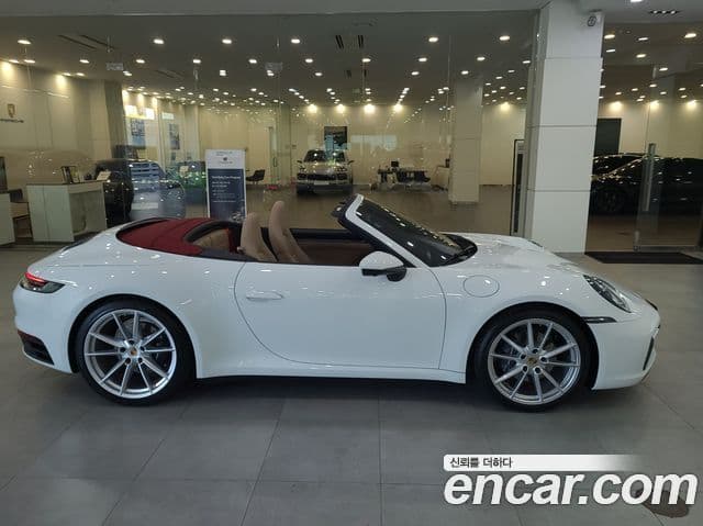 Porsche 911 2024 — Photo 19/20