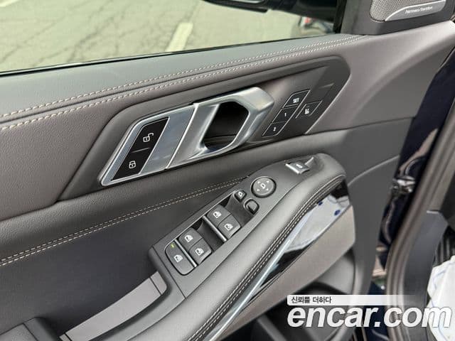 BMW X5 2025 — ფოტო 17/20