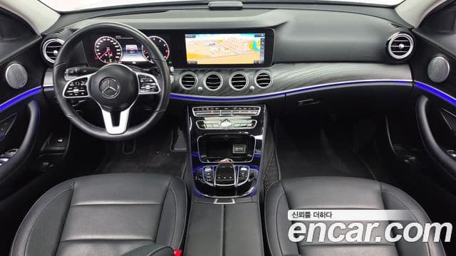 Mercedes-Benz E-Class 2018 — Фото 7/20