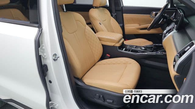 Kia Sorento 2021 — Фото 11/20