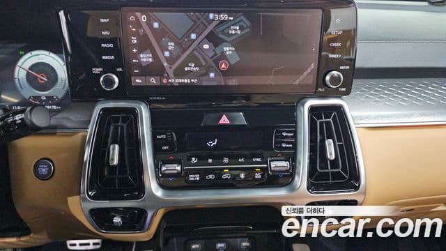 Kia Sorento 2021 — Фото 14/20