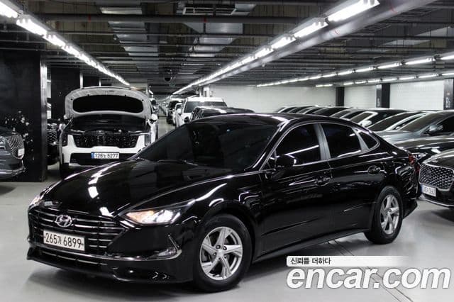 Hyundai Sonata 2019 — ფოტო 2/20
