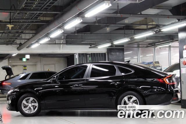 Hyundai Sonata 2019 — ფოტო 3/20