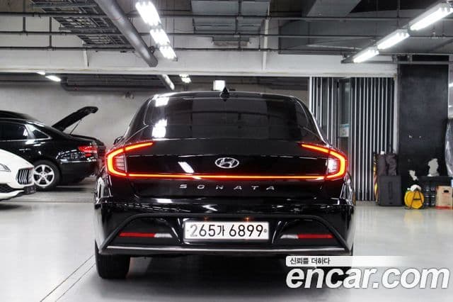 Hyundai Sonata 2019 — ფოტო 4/20