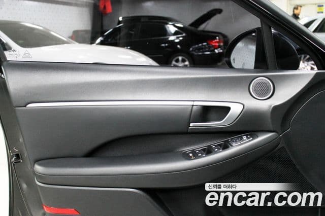 Hyundai Sonata 2019 — ფოტო 6/20