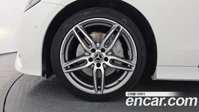 Mercedes-Benz E-Class 2018 — Şəkil 5/20
