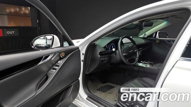 Genesis Electrified G80 2020 — ფოტო 10/20