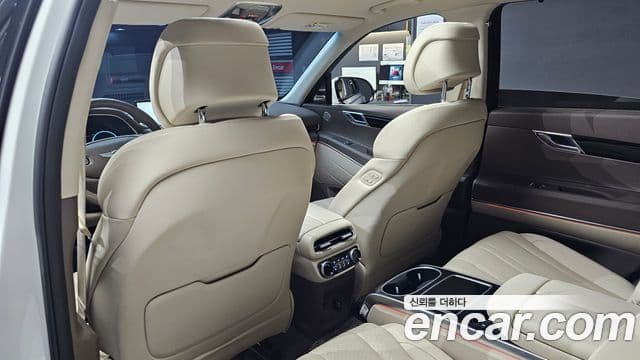 Genesis GV80 2022 — Photo 32/34