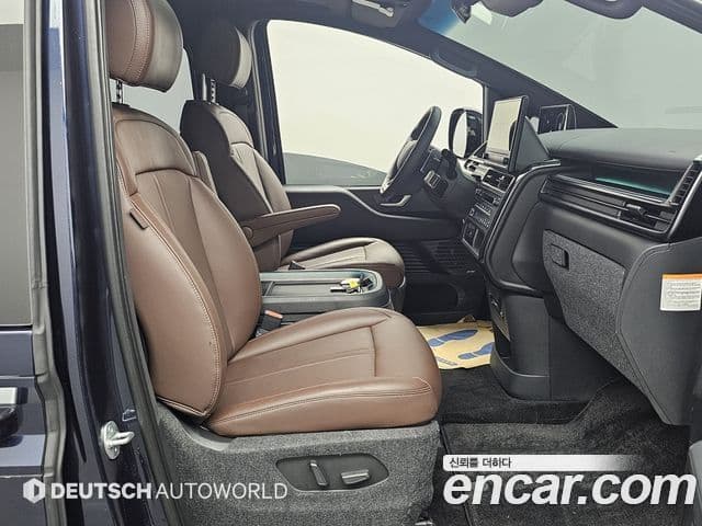 Hyundai Staria 2026 — Şəkil 10/20