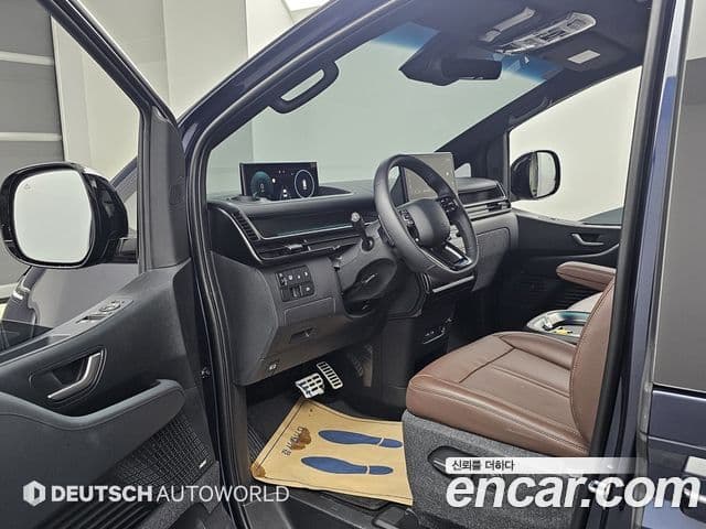 Hyundai Staria 2026 — Şəkil 16/20