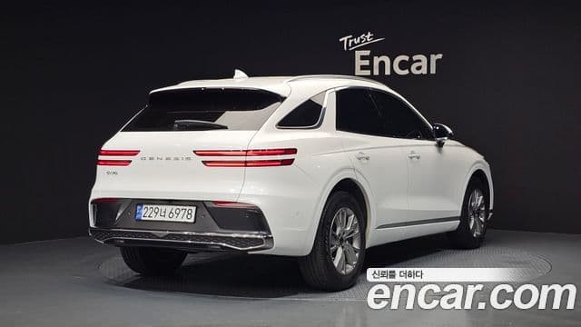 Genesis GV70 2024 — ფოტო 1/20