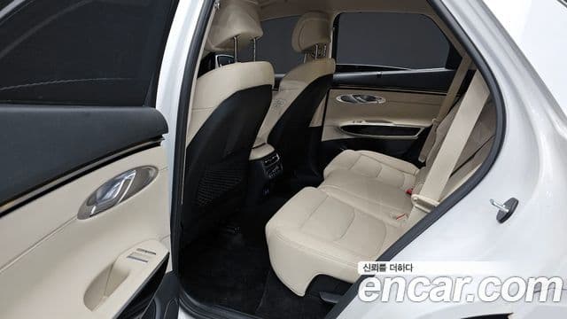 Genesis GV70 2024 — ფოტო 11/20