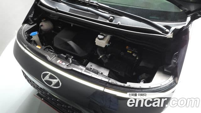 Hyundai Staria 2022 — Фото 6/20