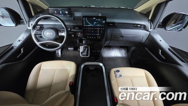 Hyundai Staria 2022 — Фото 7/20