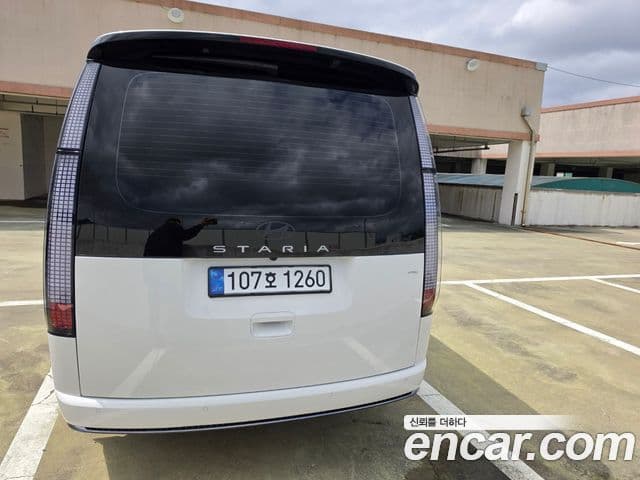Hyundai Staria 2025 — Şəkil 4/19