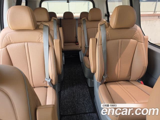 Hyundai Staria 2025 — Şəkil 7/19