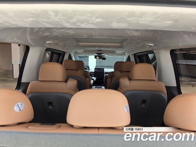 Hyundai Staria 2025 — Şəkil 11/19