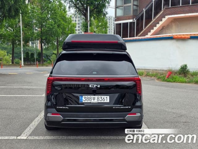 Kia Carnival 2024 — ფოტო 3/20