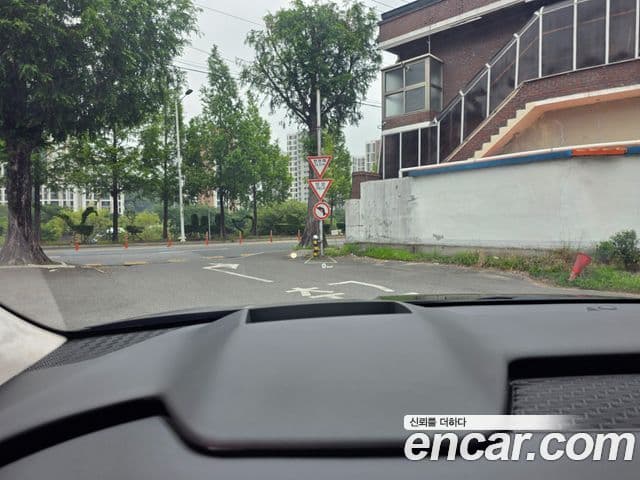 Kia Carnival 2024 — ფოტო 8/20