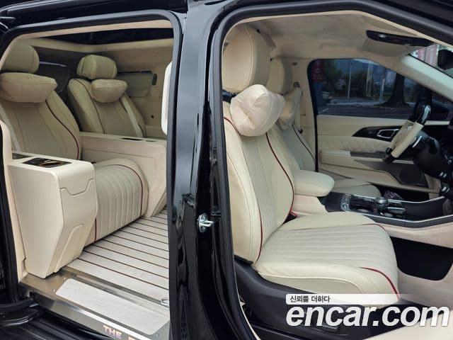 Kia Carnival 2024 — ფოტო 18/20
