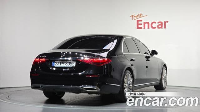 Mercedes-Benz S-Class 2023 — Фото 2/20