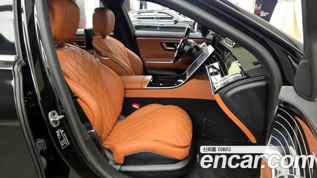 Mercedes-Benz S-Class 2023 — Фото 11/20