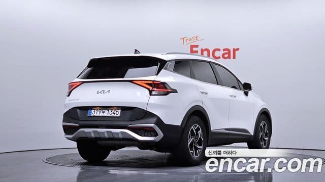 Kia Sportage 2021 — ფოტო 2/20