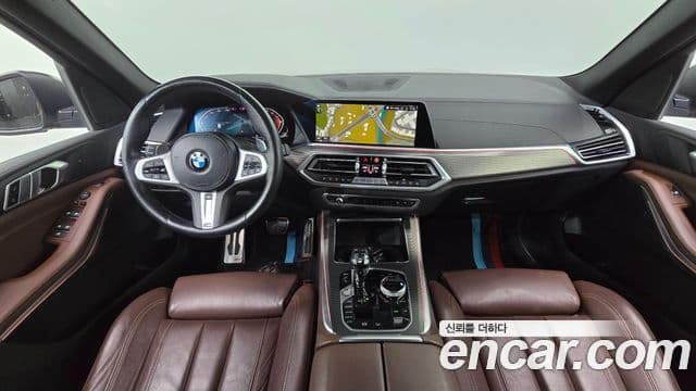 BMW X5 2022 — ფოტო 16/20