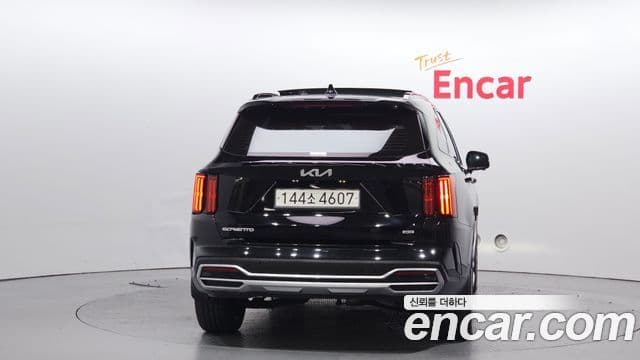 Kia Sorento 2022 — ფოტო 4/20