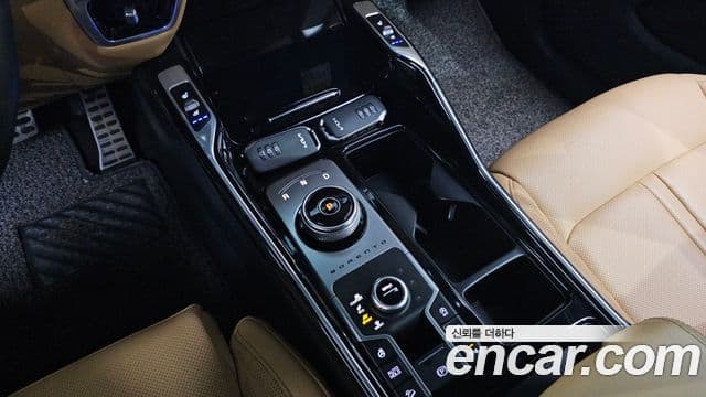 Kia Sorento 2022 — ფოტო 9/20