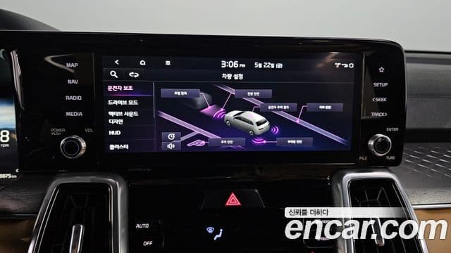 Kia Sorento 2022 — ფოტო 16/20