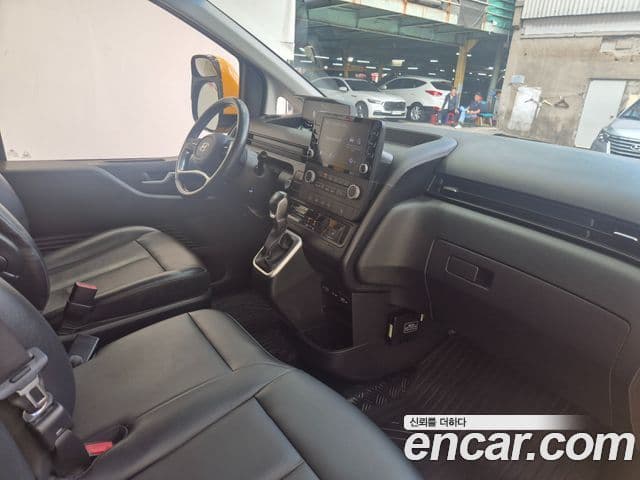 Hyundai Staria 2022 — Şəkil 11/19