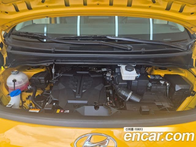 Hyundai Staria 2022 — Şəkil 16/19