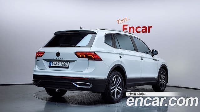 Volkswagen Tiguan Allspace 2022 — ფოტო 1/20