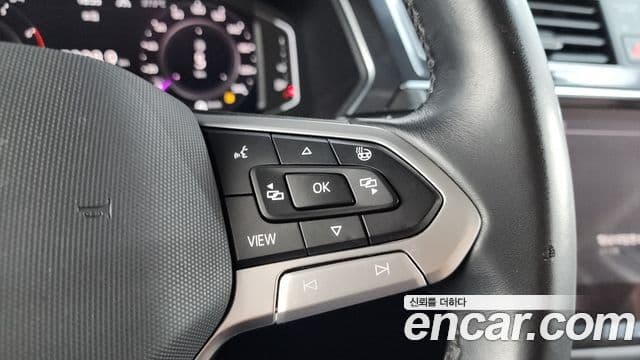Volkswagen Tiguan Allspace 2022 — ფოტო 18/20