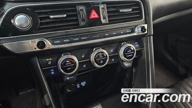 Genesis G70 2019 — Şəkil 15/20