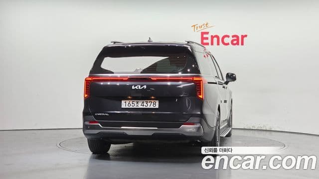 Kia Carnival 2024 — Şəkil 4/20
