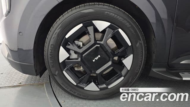 Kia Carnival 2024 — фото 5 из 20