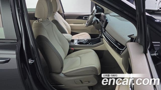 Kia Carnival 2024 — Şəkil 12/20